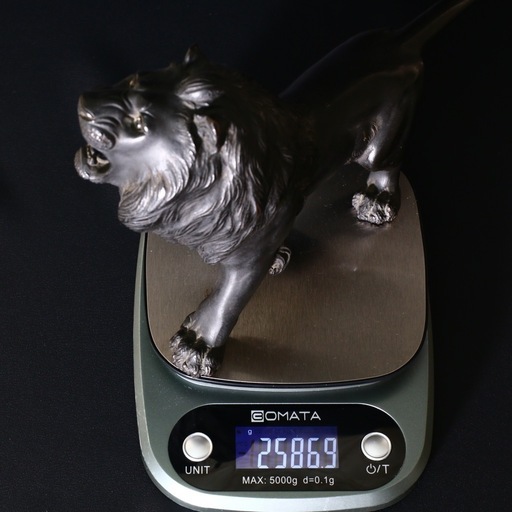 塚原常光 雷音獅子 鋳銅置物 玉眼 約31cm 約2.5kg 「常光」刻印