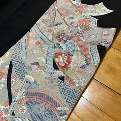 黒留袖 花柄　着物の画像