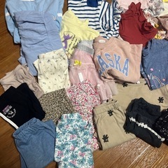 30-35着程度　110cm女の子服　おまけ付きの画像