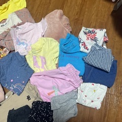 30-35着程度　110cm女の子服　おまけ付きの画像