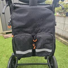 ブラック メッシュ 介助用車椅子の画像