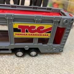 トミカ　カーキャリアの画像