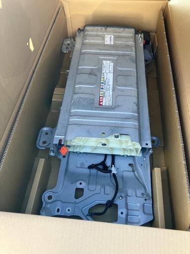 トヨタ　ヴォクシー・ノア・エスクァイア　80系ハイブリッドバッテリー