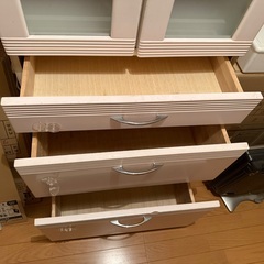 食器棚　取りに来てくださる方無料で差し上げますの画像