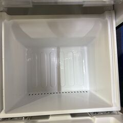 SHARP　2ドア冷蔵庫　2022年モデル　179ℓ　分解清掃済み　大きめサイズの画像