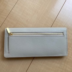 ♦︎未使用♦︎長財布 ベージュの画像