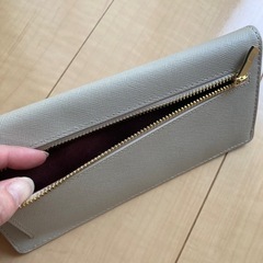 ♦︎未使用♦︎長財布 ベージュの画像