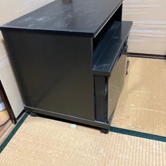 テレビ台の画像