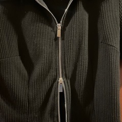 SHEIN Tシャツ　トップスの画像