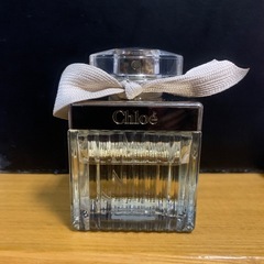香水　クロエオードパルファム　75ml（残量７割位？）➕おまけ試供品の画像
