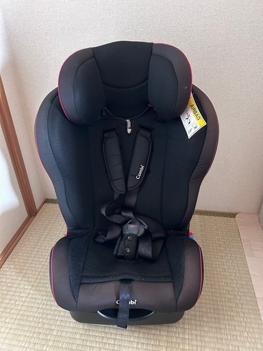 Combiチャイルドシート