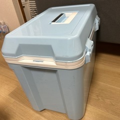 保冷箱の画像