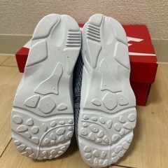 Nike エアリフト 新品 タグ付き メッシュ サンダル 16cm グレーの画像
