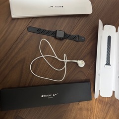 バッテリー容量99% 
Apple Watch Nike Series 3 （GPSモデル）-38mmスペースグレイアルミニウムケースとアンスラサイト/ブラック Nike スポーツバンドの画像