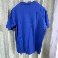 levi's リーバイス　青 Tシャツ M  半袖Tシャツ ネイビー 青 カットソー 半袖 Tシャツ　未使用品の画像