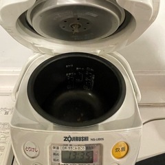 炊飯器の画像