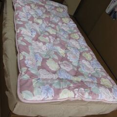 羊毛敷布団・ブルーとピンク・未使用品の画像