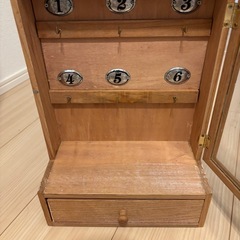 鍵収納棚　キーケースあげますの画像