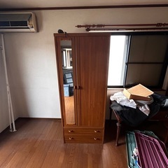 衣装タンスの画像