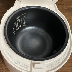 炊飯器アイリスオーヤマ　3合 マイコン式の画像