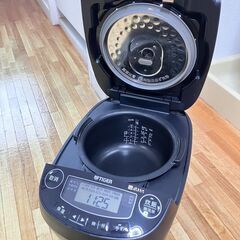 定価25000円　2024年製タイガー　圧力IHジャー炊飯器 　5.5合炊き　炊きたて JPV-10E3 　ブラックの画像