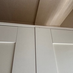 (最終値下げ)IKEA BRIMNES クローゼット 棚
の画像