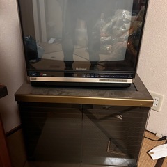 昔のテレビ、テレビ台セットの画像