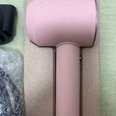 ダイソン　ドライヤー　さくらゴールドの画像