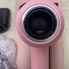 ダイソン　ドライヤー　さくらゴールドの画像