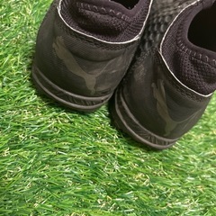 PUMAトレーニングシューズsize23.5の画像