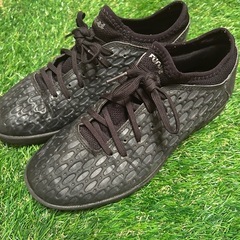 PUMAトレーニングシューズsize23.5の画像