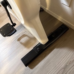 FITBOX フィットネスバイク スマホホルダー付きの画像