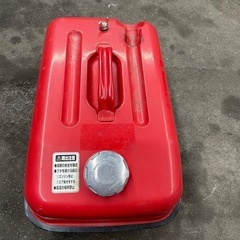 携行缶 20L の画像