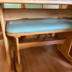 食卓テーブルセットの画像