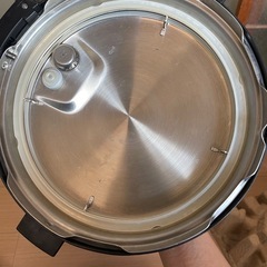 Instant Pot 圧力鍋 5.7Lの画像