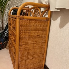 ラタン/籐のタンスの画像