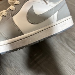NIKE AIR JORDAN 1 ウルフ　グレー 28.5cm　の画像