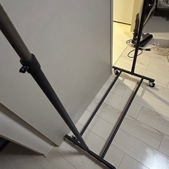 ハンガーラックの画像