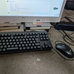 液晶一体パソコン中古の画像