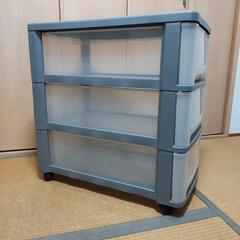 無料で差し上げます！ 3段クリア衣装ケースの画像