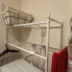 洗濯機ラック 幅調節可能の画像