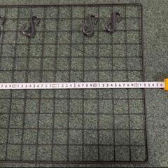無料で差し上げます！ 40 × 62㎝ ワイヤーネット  S字フック10個付きの画像