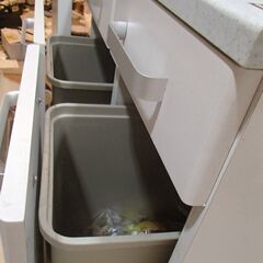 キッチン収納　台所　レンジ台　引き出し　ゴミ箱つきの画像