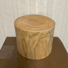 丸太　スツールの画像