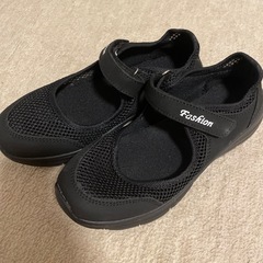 新品！超軽量　スポーツサンダルの画像