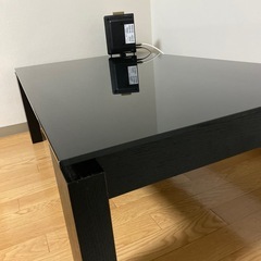 ニトリガラステーブルの画像