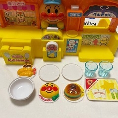 アンパンマン　フードコートの画像