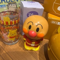 新品リラックマおわん×2・グラス等とプール・デジタル時計の画像