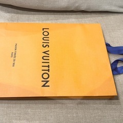 LOUIS VUITTON 紙袋の画像