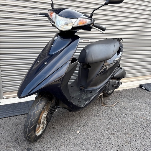 4210.定番人気　アドレスv50 バッテリー、シート、ミラー新品　千葉県柏市　即日配送、自走引き取りも可能